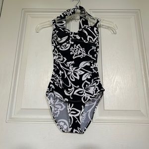 Tommy Bahama one piece swimsuit in EUC. Size 4.